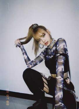 Black Cut Out Pants | Lisa - BlackPink