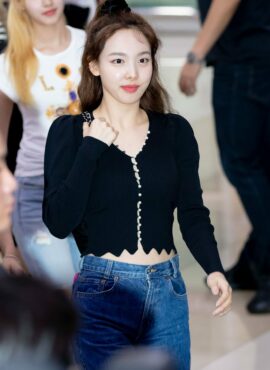 Black Pearl Buttons Cardigan | Nayeon - Twice