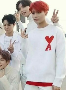 White 'A' Heart Sweater | Taeil - NCT