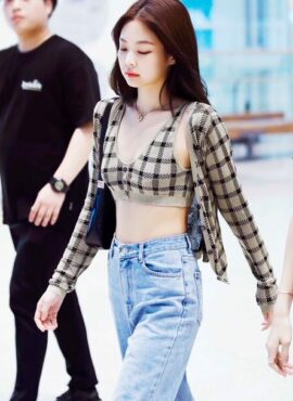 Beige Plaid Camisole Crop Top | Jennie - BlackPink