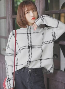 White Light Plaid Patterned Sweater