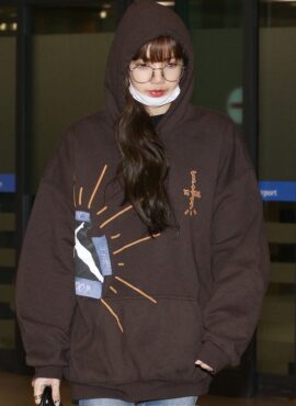 Brown In The Highest Room Hoodie | Lisa - BlackPink