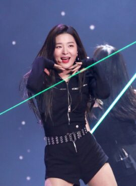 Black Motorcycle Buttoned Belt Jumpsuit | Seulgi - Red Velvet