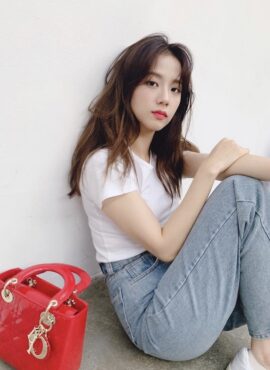 Blue Wide-Leg Denim Jeans | Jisoo - Blackpink