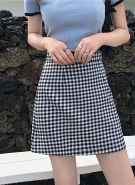 Black and White Plaid Skirt | Moonbyul - Mamamoo