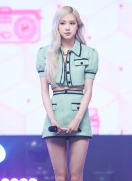 Green A-Line Mini Skirt | Rose - BlackPink