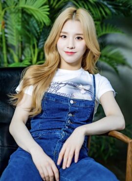 Blue Flare Denim Overall | Heejin - Loona