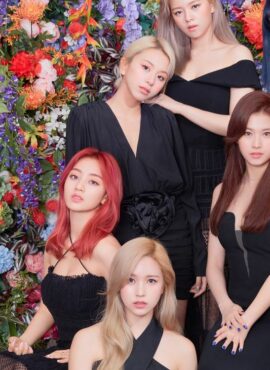 Black Deep V-Neck Bodycon Dress | Chaeyoung - Twice