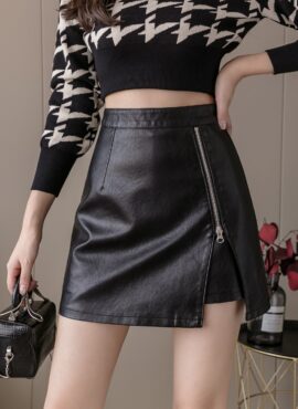 Black Zip-Front Leather Skirt | E:U - Everglow