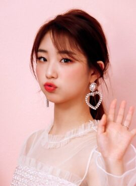 Gold Pearl Heart Earrings | Yeojin - Loona