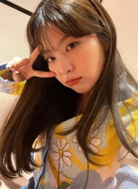 Yellow Forest Themed Cartoon Cardigan | Seulgi - Red Velvet