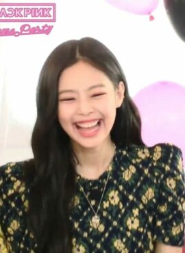 Black Floral Puff Sleeves Dress | Jennie - BlackPink