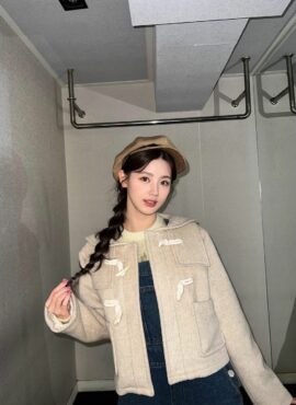 Beige Horn Buckle Woolen Coat  | Miyeon - (G)I-DLE