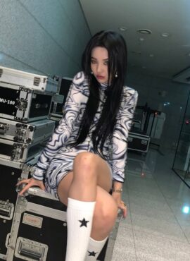 Blue Marble Pattern Slim Dress | Soyeon - (G)I-DLE