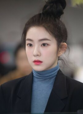 Blue Knitted Turtleneck Top | Irene - Red Velvet