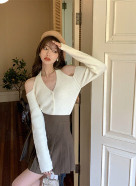 White Halter Long Sleeves Top | Karina - Aespa