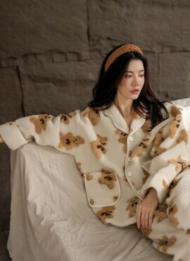 Beige Button Down Bear Pattern Pajama Set | Enhypen - Jungwon