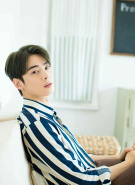 Blue And White Stripes Shirt | Eunwoo - Astro