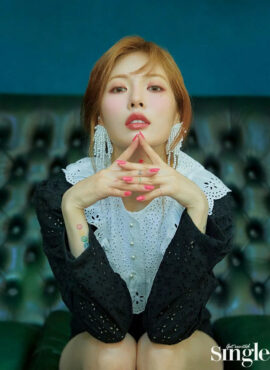 White Pearl Tassel Earrings | Hyuna