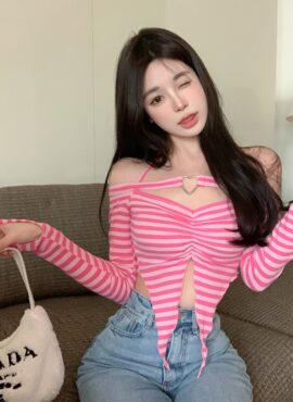 Pink Stripe Heart Top | Chaeryeong - ITZY