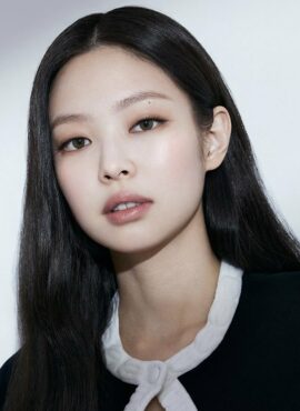 Black Cardigan With White Lining | Jennie - BlackPink