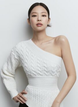 White One-Shoulder Irregular Top | Jennie - BlackPink