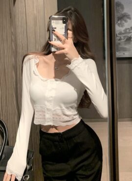 White Lace Edge Top | Onda - Everglow