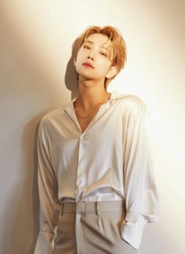 White Loose Satin Shirt | Joshua - Seventeen