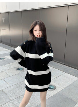 Black Buttoned Shoulders Stripe Sweater | Somi