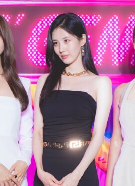 Gold Rectangular Chain Earrings | Seohyun - Girls Generation