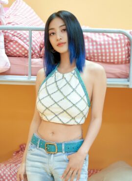 White Diamond Pattern Halter Top | Jihyo - Twice