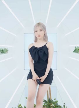 Black Large Bow Sling Dress | Haseul - Loona