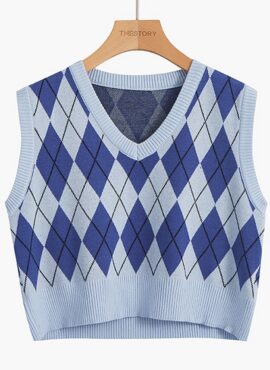 Light Blue V-Neck Argyle Vest | Yuna - ITZY