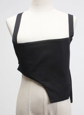 Black Asymmetrical Edges Top | Hanni - NewJeans