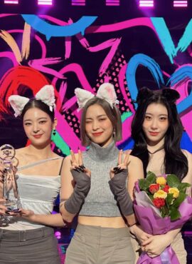 White Furry Cat Ears Headband | Ryujin - ITZY