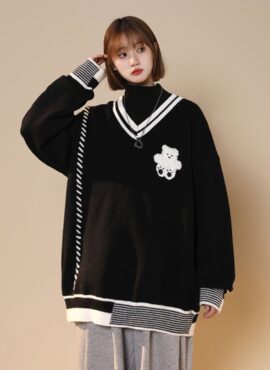 Black Bear Side Stitched Sweater