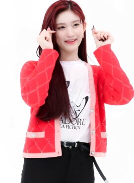 Red Diamond Pattern Rhinestone Cardigan | Leeseo - IVE