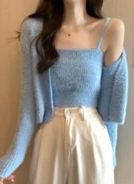 Blue Fluffy Sleeveless Crop Top and Cardigan Set | Soyeon - (G)I-DLE