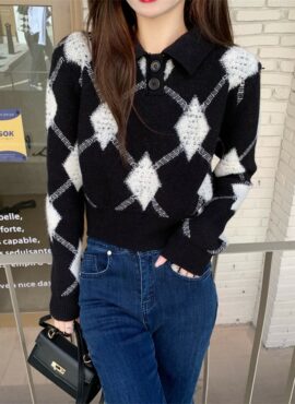 Black Collared Knit Sweater With Argyle Pattern | Soojin - (G)I-DLE