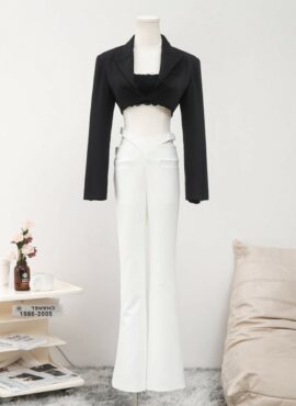 White Criss-Cross Waist Flared Pants | Wonyoung - IVE