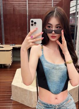 Blue Denim Corset-Style Crop Top | Yeji - ITZY