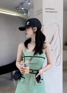 Green Halter Cropped Top | Rose - BlackPink