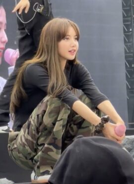 Green Camouflage Cargo Pants | Lisa - BlackPink