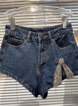 Blue Rhinestone Embellished Denim Shorts | Yuna - ITZY