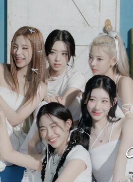 White Asymmetrical Sling Top | Chaeryeong - ITZY