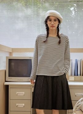 White And Black Stripe Patterned Long Sleeve T-Shirt | Oh Mi Joo - Run On