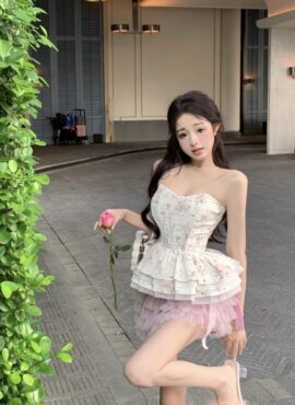 White Floral Peplum Corset Tube Top | Jennie - BlackPink